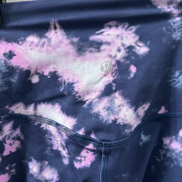 Lululemon Align Hi-Rise 28” - Picture 5 of 7